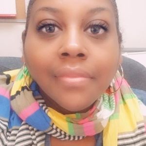 Meet your Posher, Yvette